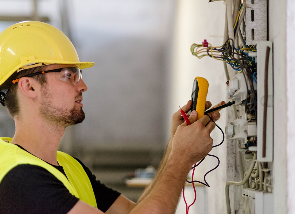 tanitim resim ÇOLAKOĞLU ELEKTRİK
