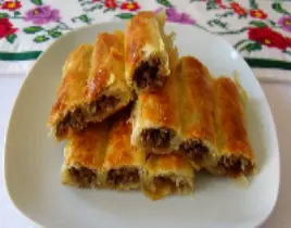 ürün KIYMALI BÖREK 