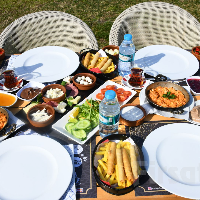 tanitim resim CADDEÜSTÜ  KAHVALTI VE EV YEMEKLERİ