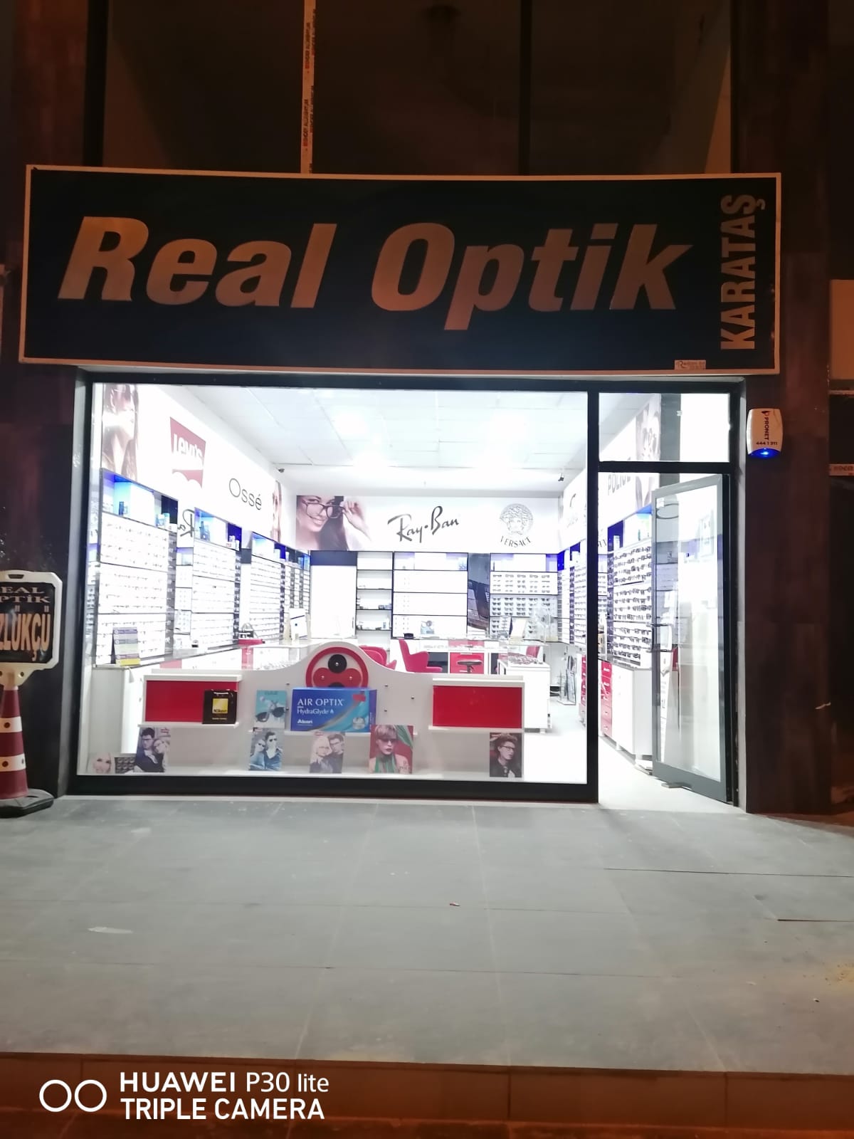 tanitim resim REAL OPTİK 
